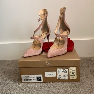 Christain Louboutin sz 38.5 Marlenarock 100 Veau